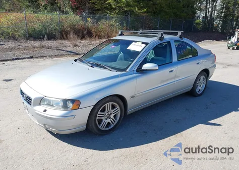 2005 Volvo S60 2.5T Awd из США, поврежденный, VIN YV1RH592152430661